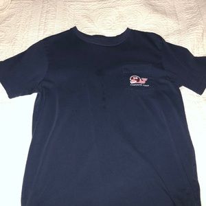 Boy’s vineyard vines tshirt